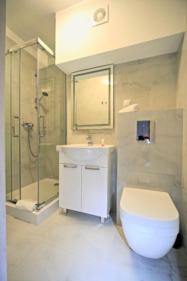 Apartament Swietojanska Przy Nabrzezu By Noclegi Renters Gdynia Extérieur photo