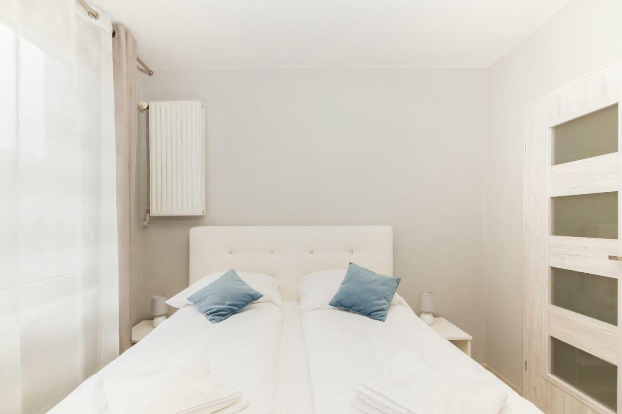 Apartament Swietojanska Przy Nabrzezu By Noclegi Renters Gdynia Extérieur photo