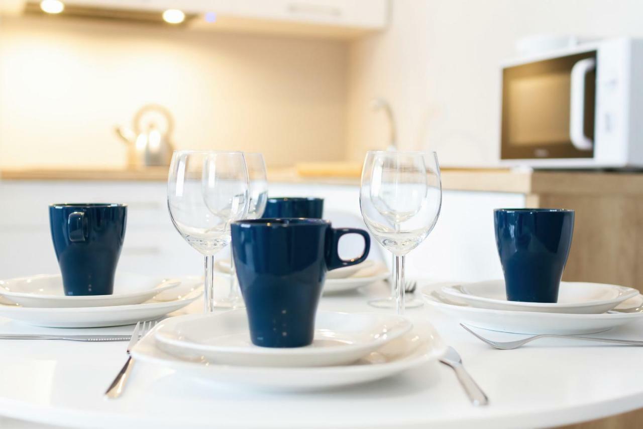 Apartament Swietojanska Przy Nabrzezu By Noclegi Renters Gdynia Extérieur photo
