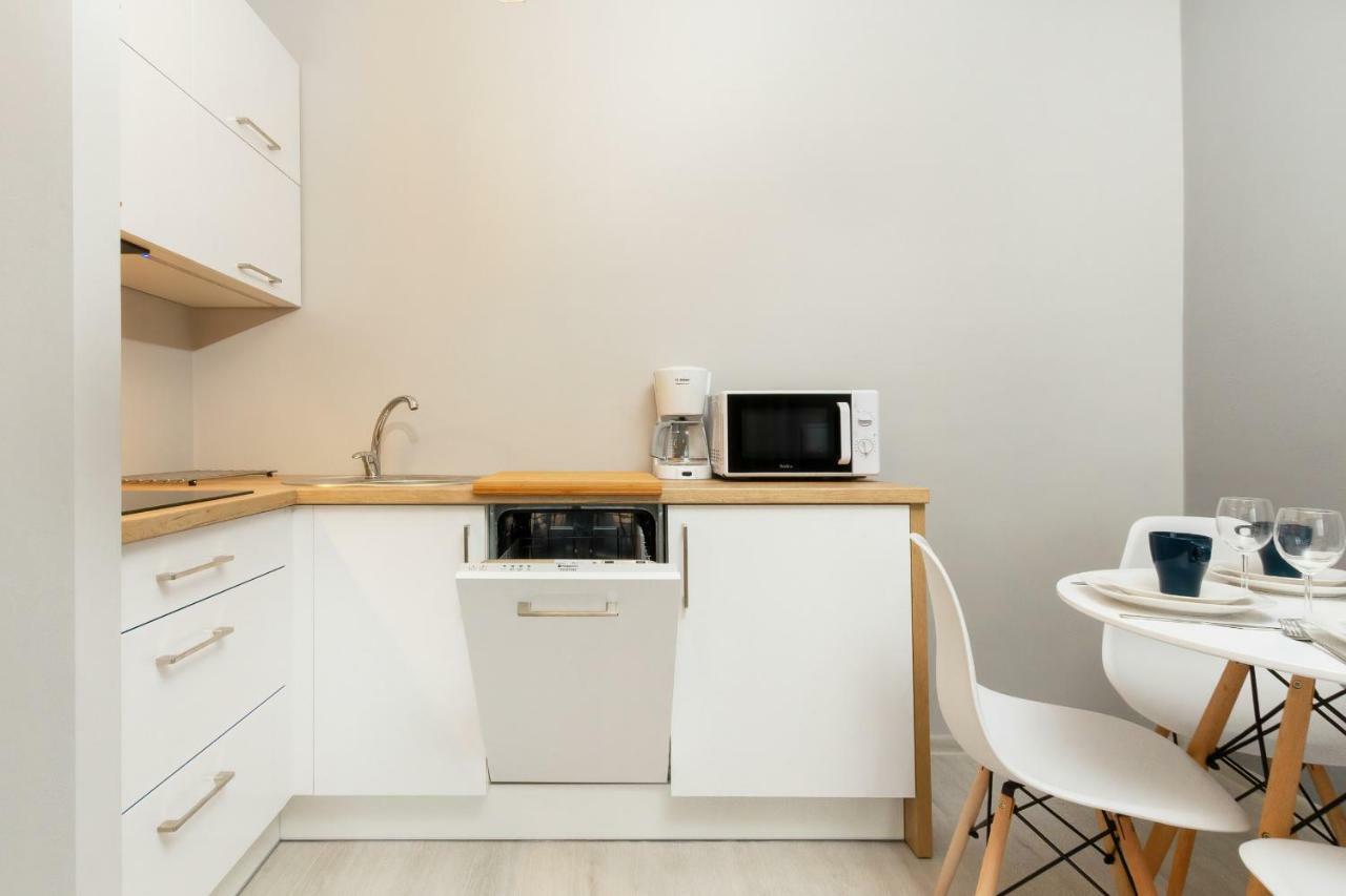 Apartament Swietojanska Przy Nabrzezu By Noclegi Renters Gdynia Extérieur photo